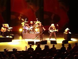 Golden Earring show photo January 30, 2007 Roermond - Theaterhotel Oranjerie